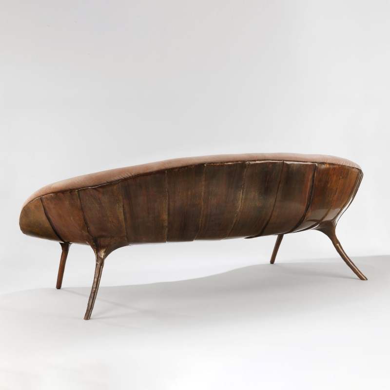 <a href=https://www.galeriegosserez.com/gosserez/artistes/loellmann-valentin.html>Valentin Loellmann </a> - Copper - Sofa